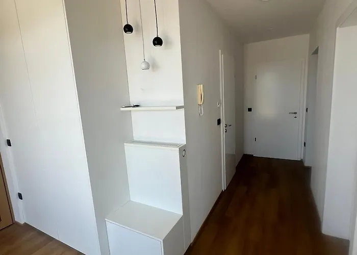 Stunning Terrace דירה לובליאנה